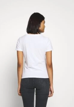 Wrangler Sign Off Tee - T-Shirt Basique - White -Wrangler Promos Boutique 0828914ba8cd4d33900618f9bf749662