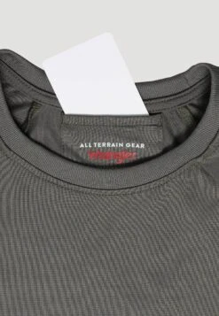 Wrangler Tg Performance - T-Shirt À Manches Longues - Olivegrün -Wrangler Promos Boutique 12a0f139804c404db00142fcb1a1de83