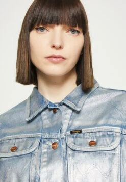 Wrangler Cowboy Jacket - Veste En Jean - Rocket Man -Wrangler Promos Boutique 1725dbf0a32f424aa5e92f7cb0236908