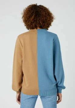 Wrangler 2Way Crew - Sweatshirt - Captains Blue -Wrangler Promos Boutique 1766d479ef084144bb2cbbc586c39732