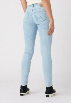 Wrangler Skinny - Jeans Skinny - Let It Go -Wrangler Promos Boutique 218de46ce7704035ae40c30a33da61f8