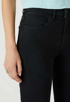 Wrangler Jeans Skinny - Arachne -Wrangler Promos Boutique 2ad88e9dd8f34bf3b75cc885ea90d2ae
