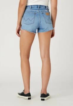 Wrangler Short En Jean - Good Intentions -Wrangler Promos Boutique 2d1ba321434346df9e79e0d5a63196c0
