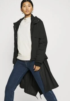 Wrangler Wild West - Jean Droit - Canyon Lake -Wrangler Promos Boutique 2d1db26ee391411f98c3ba7b05c1f1b2