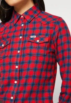 Wrangler Western Shirt - Chemisier - Formula Red -Wrangler Promos Boutique 300e637de6cb46f6b19403a462622837