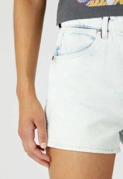 Wrangler Festival - Short En Jean - Be The Storm -Wrangler Promos Boutique 3d9a75f83c2c4b25b69d6f56c171e1d0