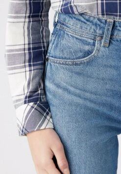 Wrangler Wild West - Jean Droit - Treasure -Wrangler Promos Boutique 3e3b8ac288c14b1f8e2503242536a5d9