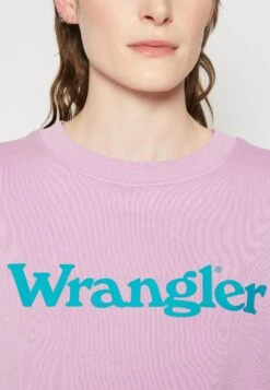 Wrangler Relaxed - Sweatshirt - Smokey Grape -Wrangler Promos Boutique 3f5f39acbaea4a9dafe96b65c4a827d6