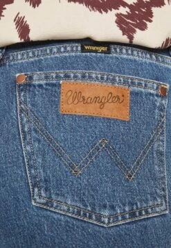 Wrangler Mom - Jean Droit - Winter Hue -Wrangler Promos Boutique 583d2a8d9b694a4cbb581cef0fc34ab2