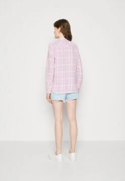 Wrangler Western Shirt - Chemisier - Smokey Grape -Wrangler Promos Boutique 6433ed64be6e4e208802bef9b3ae732a