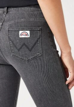 Wrangler Flare - Jean Flare - Driveway -Wrangler Promos Boutique 74a9e2786eed4bb28d52adf8589a3bd1