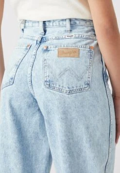 Wrangler Barrel - Jean Boyfriend - Let It Go -Wrangler Promos Boutique 7e1fbac6cf7a4b67bc51c9b0804b2bba
