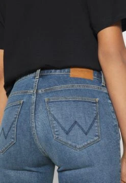 Wrangler Jeans Skinny - Snuggle Bug -Wrangler Promos Boutique 8009bc3b141747e28300f787cf983c85