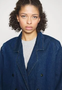 Wrangler Veste En Jean - Phoebe -Wrangler Promos Boutique 85f7b65396f54b119ef1869bc840efaf