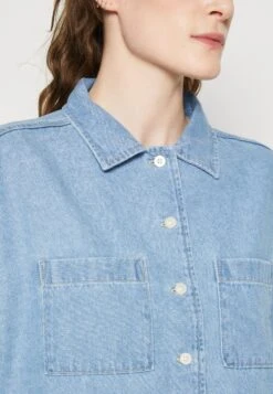 Wrangler Lounge Shirt - Chemisier - Light Stonewash -Wrangler Promos Boutique 8804a44d88a8471b90385b7c2d07201a