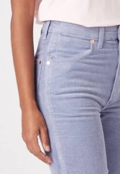 Wrangler Wild West - Pantalon Classique - Stone Wash Blue -Wrangler Promos Boutique 8af448cfaee741458df14a2a94f33a1a