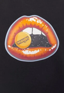 Wrangler Sweatshirt - Real Black 13 Wrangler Sweatshirt - Real Black -Wrangler Promos Boutique 9486e6c474f64728997f2251e4b2c6f5