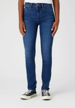 Wrangler Jean Slim - Authentic Love