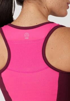 Wrangler All Terrain Gear Compression Top - Débardeur - Pink Yarrow -Wrangler Promos Boutique a62d1ba1c3ef42c4a022688c571dbeff