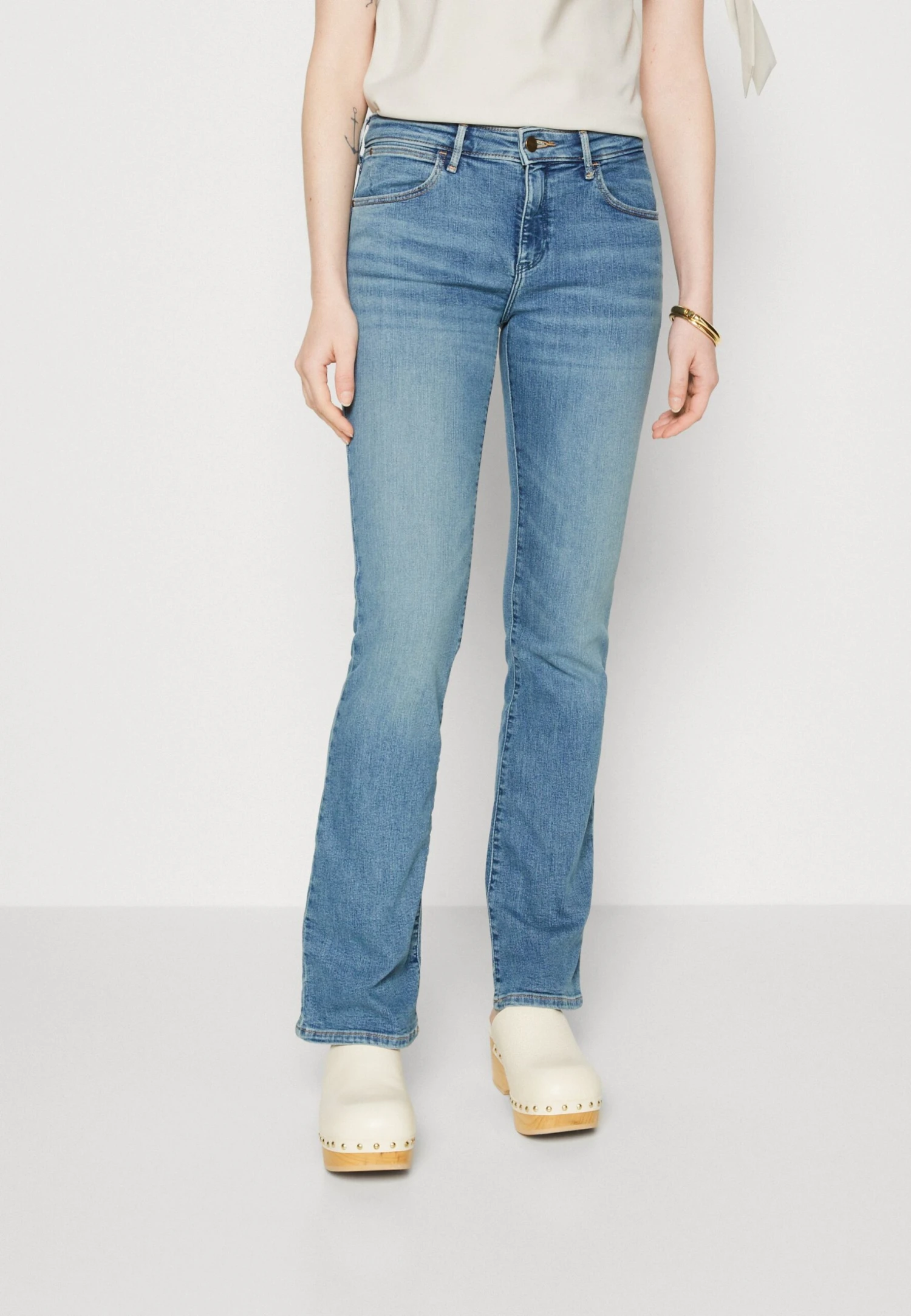 Wrangler Jean Bootcut - Citrine 1 Wrangler Jean Bootcut - Citrine