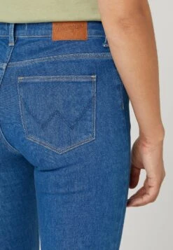 Wrangler Jeans Skinny - Eye Love You -Wrangler Promos Boutique aa9f171b02bd4e299b146b3dcf4be619