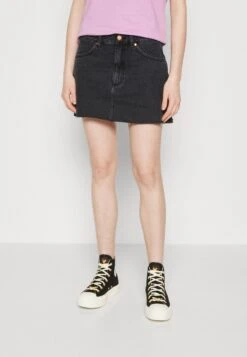 Wrangler Skirt - Minijupe - Shadows