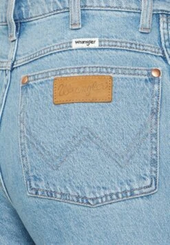 Wrangler Wild West - Jean Droit - Blue Stone -Wrangler Promos Boutique b5010f1c3dec4cd695ff9a7b20630b04