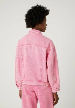 Wrangler Jumbo Trucker - Veste En Jean - Icepop -Wrangler Promos Boutique bc430bf6b828450b92d9b283edb1143a