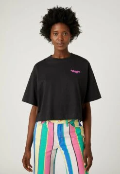 Wrangler Boxy - T-Shirt Imprimé - Faded Black