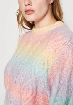 Wrangler Cable - Pullover - Sick Pink -Wrangler Promos Boutique bfd2739659264edd9fbd112ba2489bac