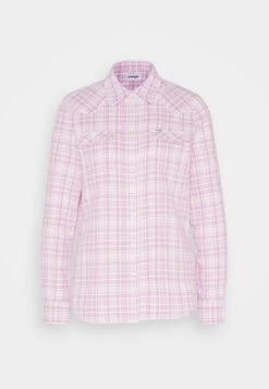 Wrangler Western Shirt - Chemisier - Smokey Grape -Wrangler Promos Boutique c43f78b318fe43adb0e62bc2e2800554