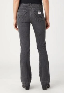 Wrangler Flare - Jean Flare - Driveway -Wrangler Promos Boutique cff65855438c4625bbfe053ec5d22927