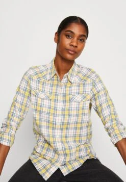 Wrangler Western Shirt - Chemisier - Primrose Yellow -Wrangler Promos Boutique d2c0f80ff0f44631a5a46c614c808e46