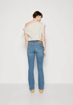 Wrangler Jean Bootcut - Citrine 8 Wrangler Jean Bootcut - Citrine -Wrangler Promos Boutique d7c7becd8fb94b568604ddd1b1122dfa