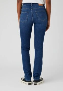 Wrangler Jean Slim - Authentic Love -Wrangler Promos Boutique dee3c65b8079498fa5761b23e27a2fe7