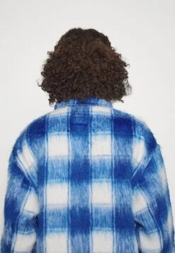 Wrangler Plush Jacket - Manteau Classique - Daphne Blue 14 Wrangler Plush Jacket - Manteau Classique - Daphne Blue -Wrangler Promos Boutique e927fa49b0554118bb4fd6815039899e