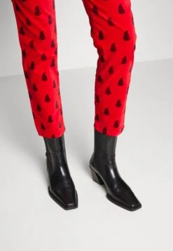 Wrangler Walker - Jean Slim - Red -Wrangler Promos Boutique efda41cbbb9048d383c2f030b6ae84d0