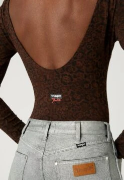 Wrangler Leotard - T-Shirt À Manches Longues - Jaguar Print -Wrangler Promos Boutique f7bac09813cb4d1e94770af0f0386819